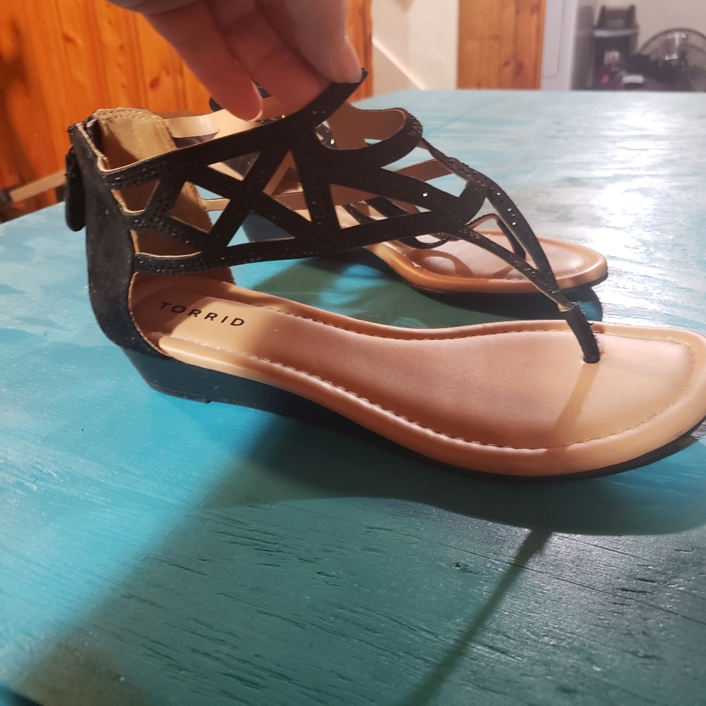 Torrid Low Wedge Sandals Black W/Bling Zip Up
